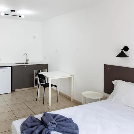 Summer's Aparthotel